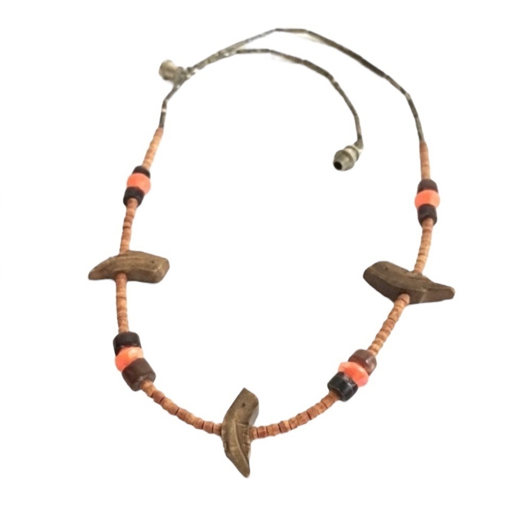 Vintage Boho Chic Fetish Necklace‎ Carved Birds